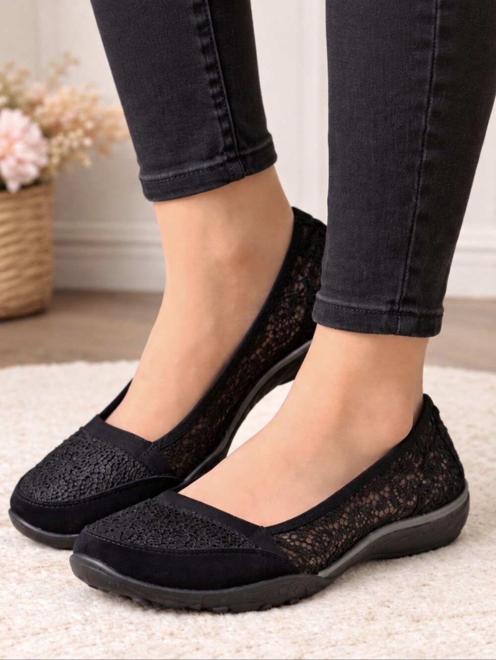 Skechers NEW Pretty Factor Y2K Sporty Feminine Lace Comfort Ballet Flats 6.5M